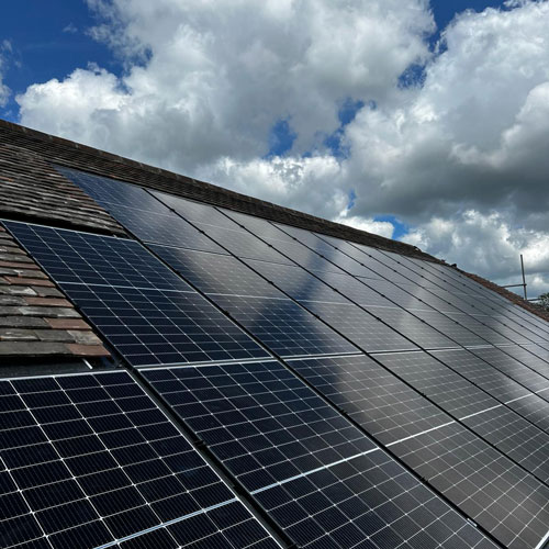 Solar-Panel-Installation-on-Roof